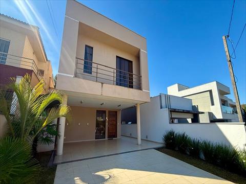 Casa em Condomínio para locacao no Neves em Ponta Grossa com 185m² por R$ 7.500,00