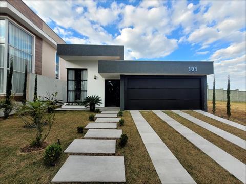 Casa em Condomínio para venda no Jardim Carvalho em Ponta Grossa com 300m² por R$ 1.250.000,00