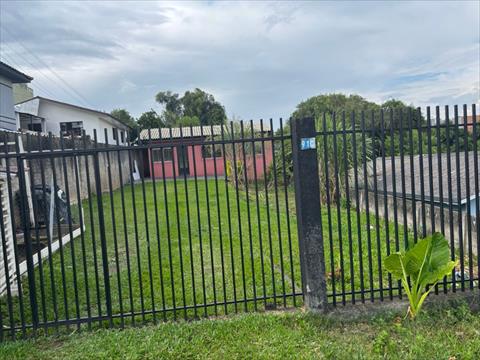 Casa Residencial para venda no Nova Russia em Ponta Grossa com 313m² por R$ 225.000,00