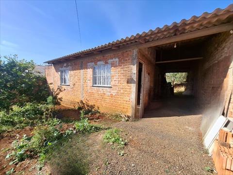 Casa Residencial para venda no Cara-cara em Ponta Grossa com 275m² por R$ 200.000,00