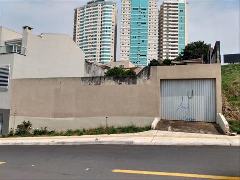 Terreno para venda no Olarias em Ponta Grossa com 346m² por R$ 350.000,00