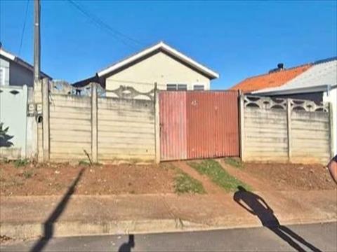 Casa Residencial para venda no Neves em Ponta Grossa com 300m² por R$ 125.000,00