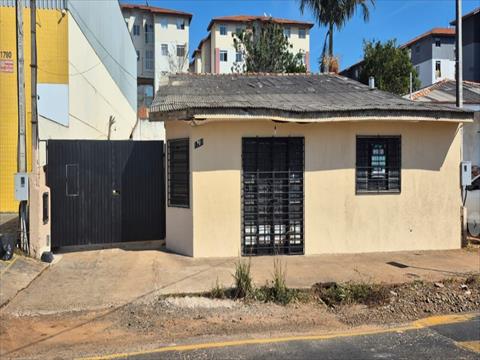 Terreno para venda no Uvaranas em Ponta Grossa com 462m² por R$ 315.000,00