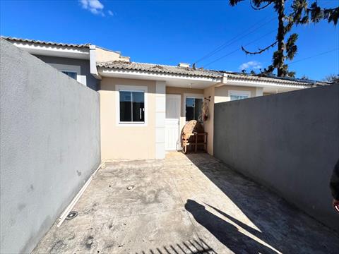 Casa Residencial para locacao no Colonia Dona Luiza em Ponta Grossa com 70m² por R$ 2.000,00