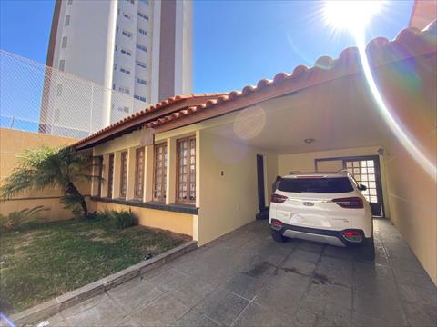 Casa Residencial para venda no Centro em Ponta Grossa com 377m² por R$ 1.200.000,00