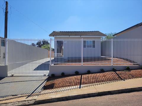 Casa Residencial para venda no Neves em Ponta Grossa com 286m² por R$ 220.000,00