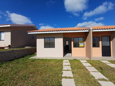 Casa Residencial para locacao no Colonia Dona Luiza em Ponta Grossa com 43m² por R$ 1.000,00