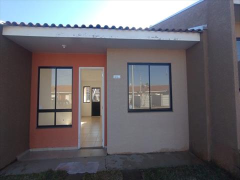 Casa Residencial para venda no Cara-cara em Ponta Grossa com 48m² por R$ 180.000,00