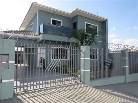 Sobrado para venda no Neves em Ponta Grossa com 310m² por R$ 810.000,00