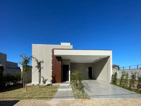 Casa em Condomínio para venda no Uvaranas em Ponta Grossa com 160m² por R$ 950.000,00