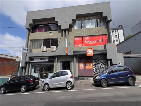 Casa Residencial para locacao no Centro em Ponta Grossa com 88,6m² por R$ 3.125,00