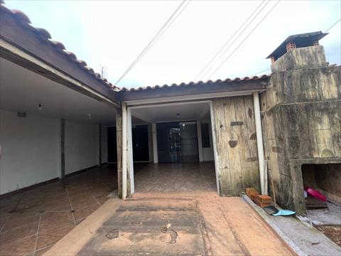 Casa Residencial para venda no Colonia Dona Luiza em Ponta Grossa com 161m² por R$ 240.000,00