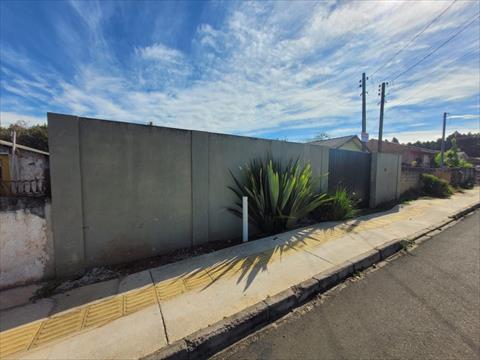 Casa Residencial para venda no Cara-cara em Ponta Grossa com 275m² por R$ 140.000,00