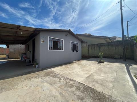 Casa Residencial para venda no Neves em Ponta Grossa com 379m² por R$ 150.000,00