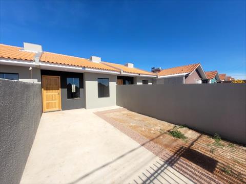 Casa Residencial para venda no Neves em Ponta Grossa com 47m² por R$ 180.000,00