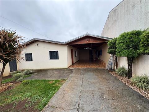 Casa Residencial para venda no Cara-cara em Ponta Grossa com 420m² por R$ 380.000,00
