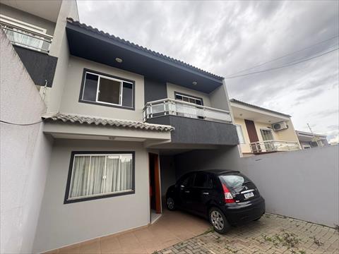 Sobrado para venda no Orfas em Ponta Grossa com 160m² por R$ 500.000,00