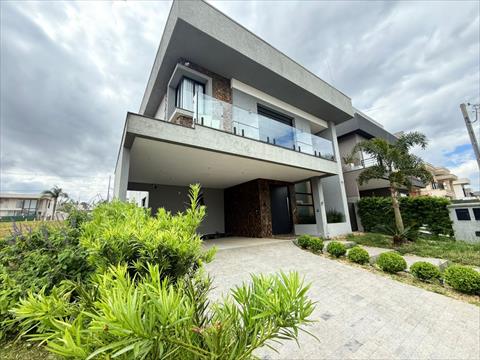 Casa em Condomínio para locacao no Jardim Carvalho em Ponta Grossa com 324m² por R$ 11.250,00