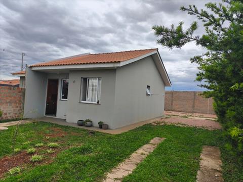 Casa Residencial para locacao no Contorno em Ponta Grossa com 50m² por R$ 2.250,00