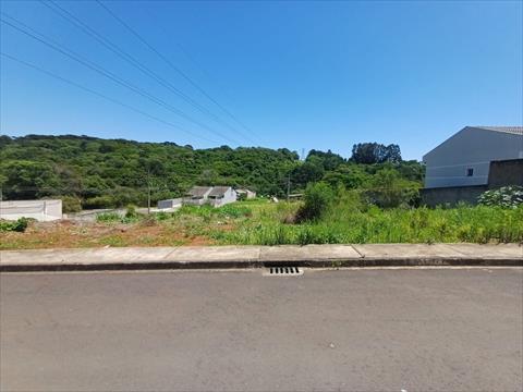 Terreno para venda no Jardim Carvalho em Ponta Grossa com 752m² por R$ 330.000,00