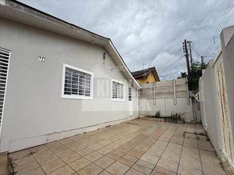 Casa Residencial para locacao no Contorno em Ponta Grossa com 250m² por R$ 1.875,00