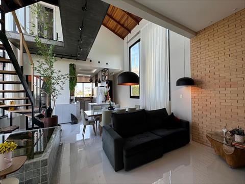 Casa em Condomínio para locacao no Jardim Carvalho em Ponta Grossa com 330m² por R$ 12.500,00