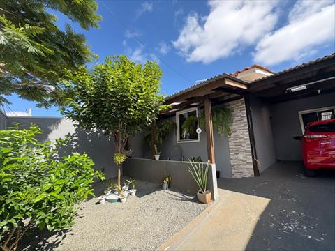 Casa Residencial para venda no Contorno em Ponta Grossa com 129m² por R$ 225.000,00