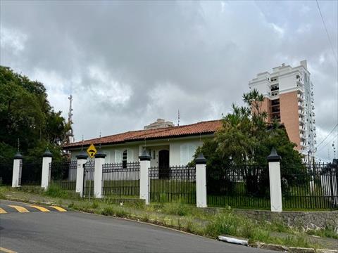 Casa Comercial para locacao no Jardim Carvalho em Ponta Grossa com 1.386m² por R$ 18.750,00