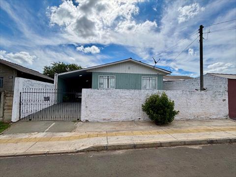 Casa Residencial para venda no Cara-cara em Ponta Grossa com 275m² por R$ 245.000,00