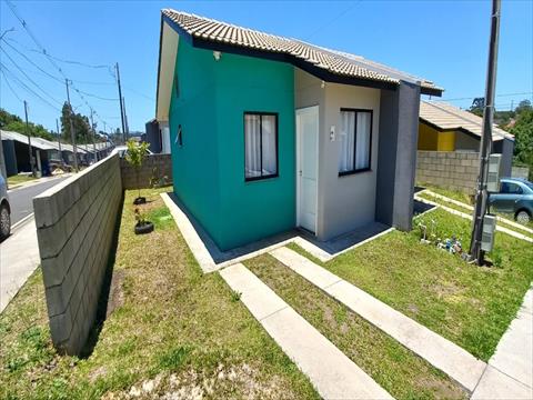 Casa em Condomínio para locacao no Uvaranas em Ponta Grossa com 44m² por R$ 1.125,00