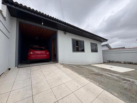 Casa Residencial para venda no Cara-cara em Ponta Grossa com 200m² por R$ 375.000,00
