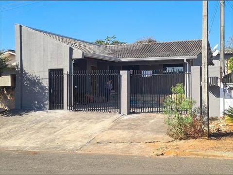 Casa Residencial para venda no Contorno em Ponta Grossa com 300m² por R$ 235.000,00