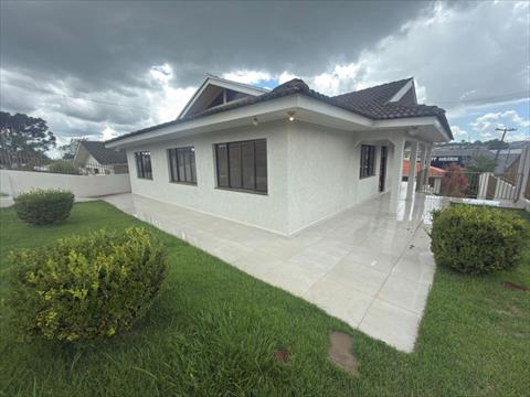 Casa Residencial para locacao no Colonia Dona Luiza em Ponta Grossa com 270m² por R$ 6.250,00