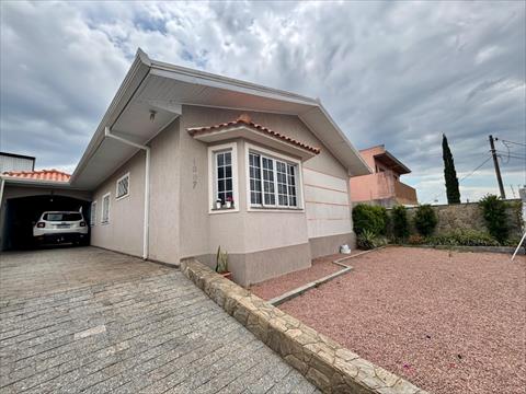 Casa Residencial para venda no Uvaranas em Ponta Grossa com 424m² por R$ 650.000,00