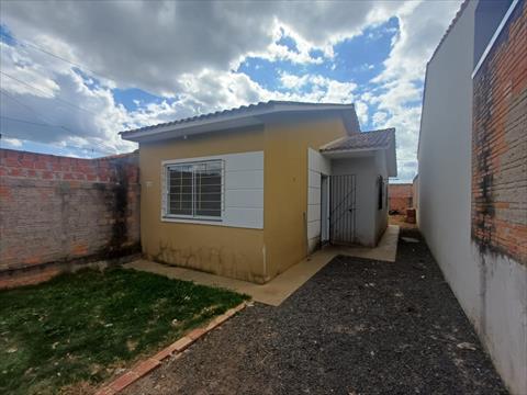 Casa Residencial para venda no Contorno em Ponta Grossa com 163m² por R$ 185.000,00