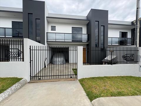 Sobrado para venda no Orfas em Ponta Grossa com 138m² por R$ 640.000,00