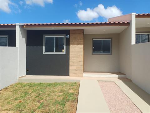 Casa Residencial para venda no Cara-cara em Ponta Grossa com 56m² por R$ 209.000,00