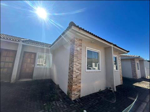 Casa Residencial para venda no Piriquitos em Ponta Grossa com 102m² por R$ 160.000,00