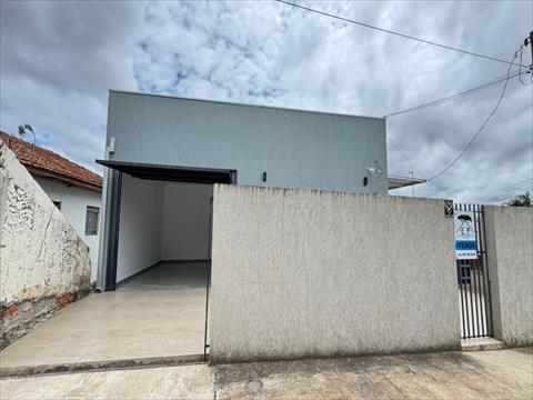 Casa Residencial para locacao no Uvaranas em Ponta Grossa com 242m² por R$ 2.500,00