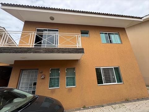 Sobrado para venda no Uvaranas em Ponta Grossa com 160m² por R$ 600.000,00