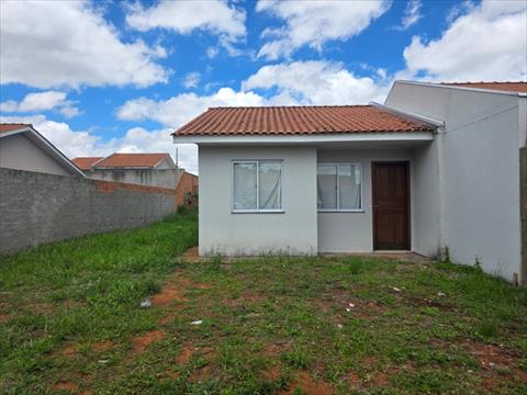 Casa Residencial para venda no Contorno em Ponta Grossa com 207,88m² por R$ 175.000,00