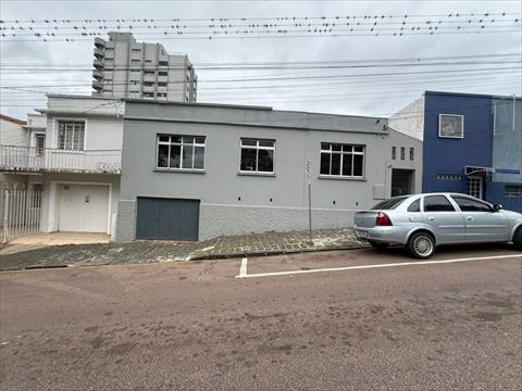 Casa Comercial para locacao no Centro em Ponta Grossa com 243,44m² por R$ 4.250,00