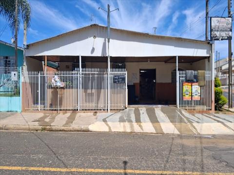 Casa Residencial para venda no Uvaranas em Ponta Grossa com 300m² por R$ 490.000,00