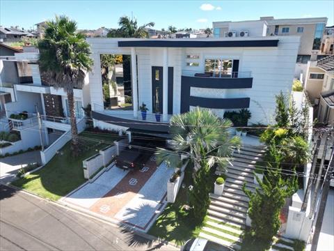 Casa em Condomínio para locacao no Jardim Carvalho em Ponta Grossa com 610m² por R$ 25.000,00