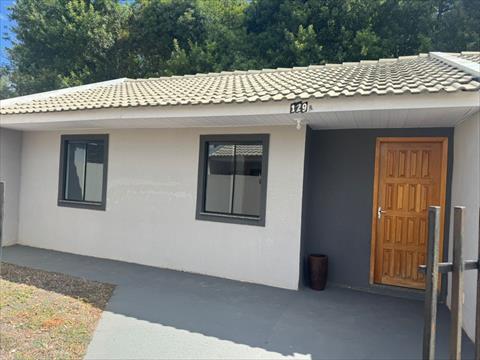 Casa Residencial para venda no Uvaranas em Ponta Grossa com 139m² por R$ 211.000,00