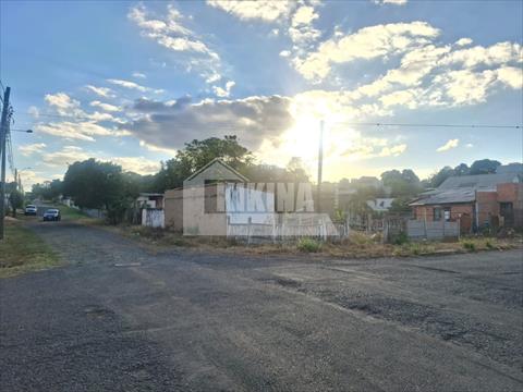 Terreno para venda no Uvaranas em Ponta Grossa com 507,36m² por R$ 195.000,00