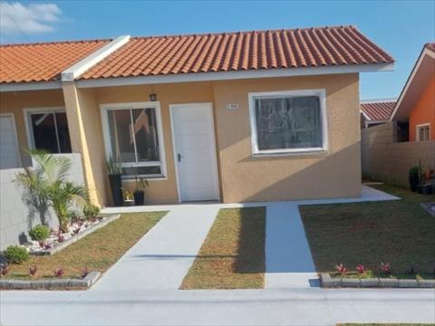 Casa Residencial para venda no Chapada em Ponta Grossa com 48m² por R$ 204.000,00