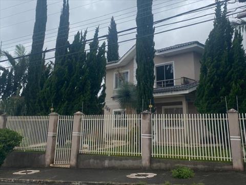 Sobrado para venda no Neves em Ponta Grossa com 200m² por R$ 920.000,00
