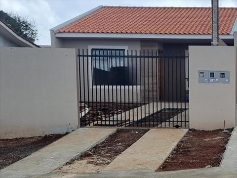 Casa Residencial para venda no Uvaranas em Ponta Grossa com 70m² por R$ 280.000,00