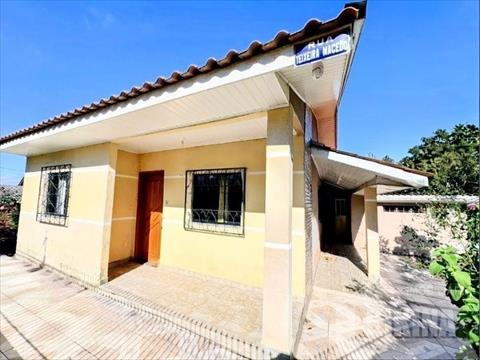 Casa Residencial para venda no Uvaranas em Ponta Grossa com 1.209,6m² por R$ 380.000,00